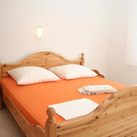 With Parking Space - 2995 Βόντιτσε