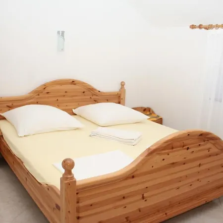 Apartments With Parking Space Vodice - 2995 Apartment *