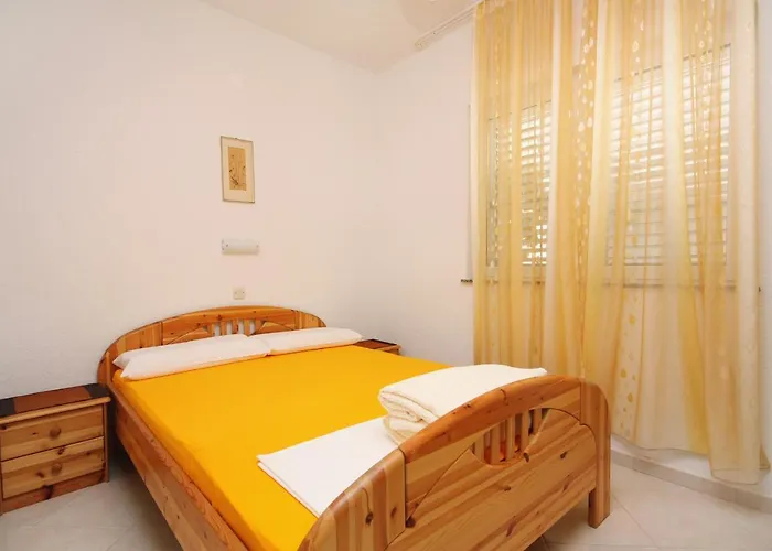 With Parking Space - 2995 Appartement