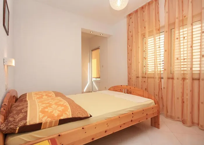 Appartement With Parking Space - 2995 Vodice