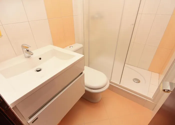 With Parking Space - 2995 Appartement